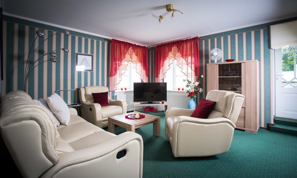 Katariina Guesthouse Rakvere Eksteriør billede
