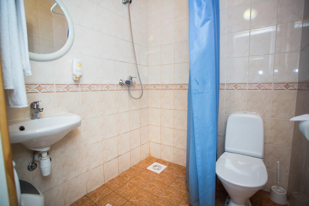 Katariina Guesthouse Rakvere Eksteriør billede